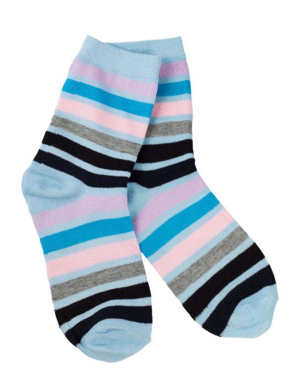 Fashionable Striped Football Socks – Comfortable and Stylish