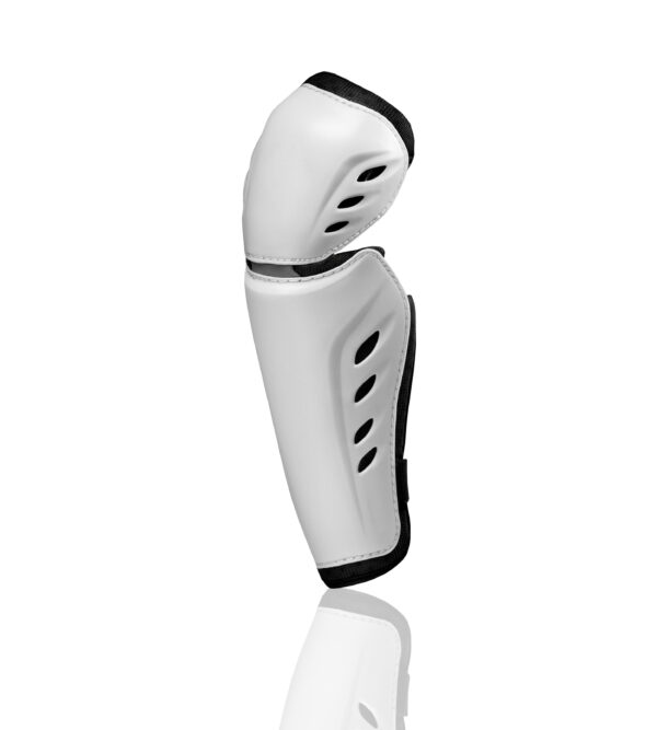 All-in-One Knee and Shin Guard – Durable Protection for Athletes